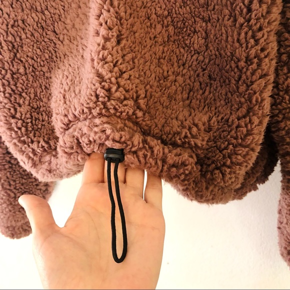 Teddy Crop Sweater - Picture 3 of 3